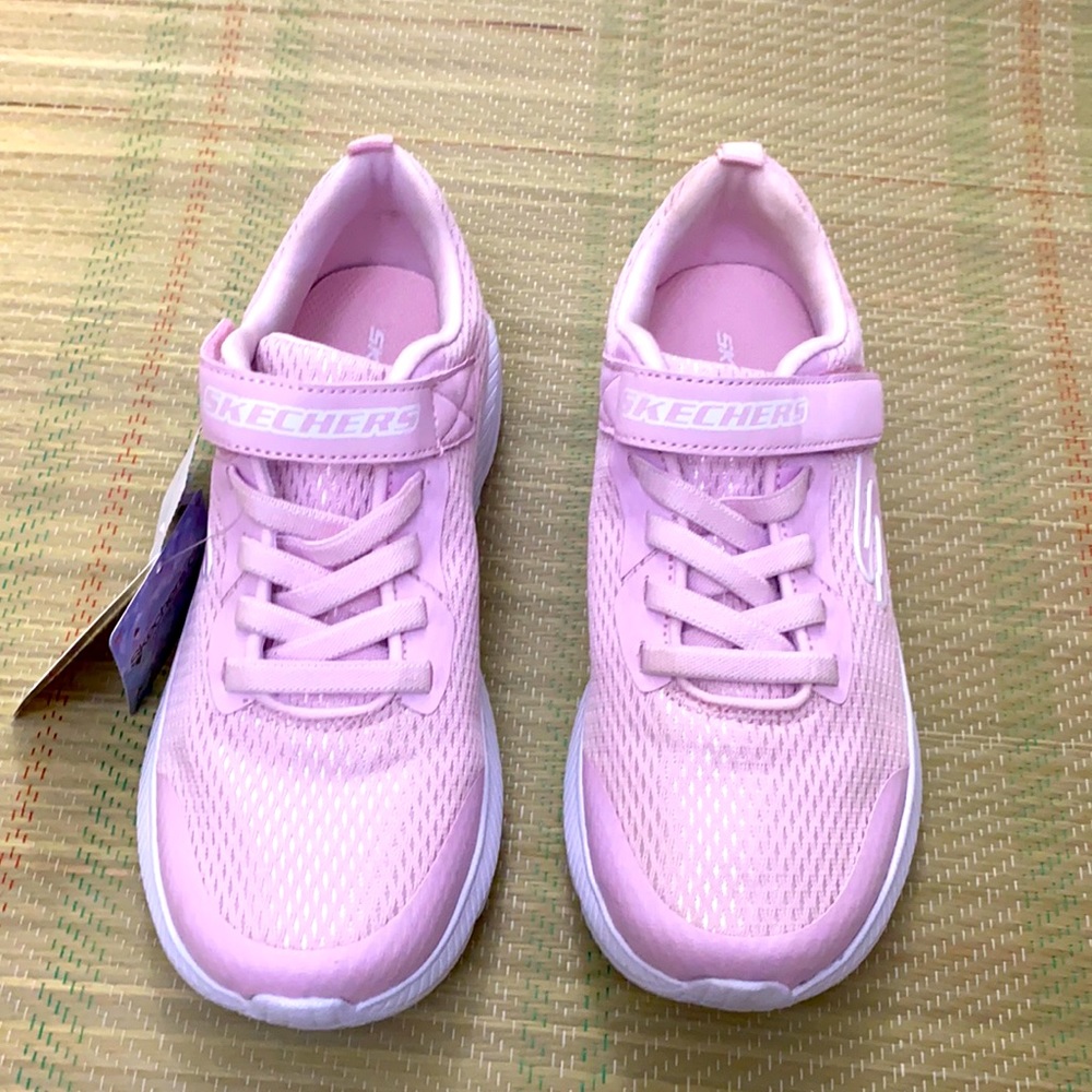 SOLD OUT - Sketchers sneaker